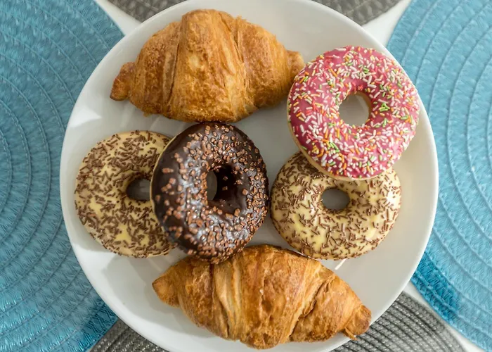 Tony Close To Everything